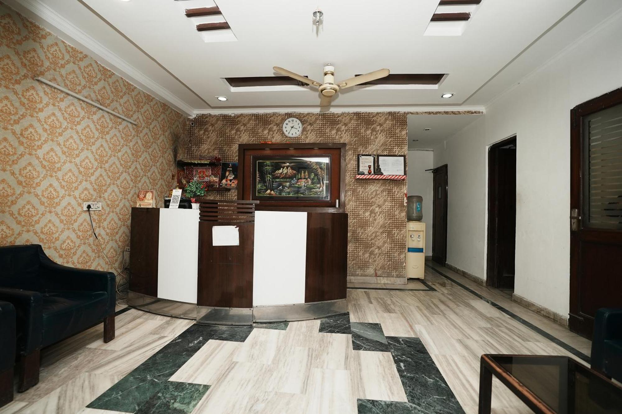 Hotel Sunrise Moon Нью-Делі Екстер'єр фото